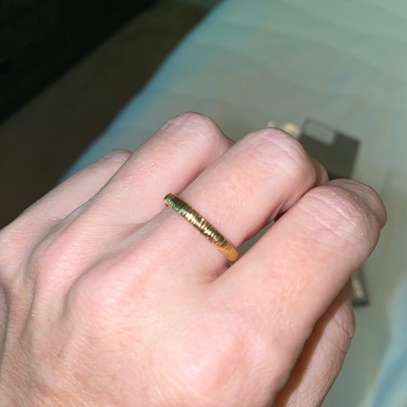 Bony Levy 14k Yellow Gold Textured Band Ring size 7 - Picture 9 of 9